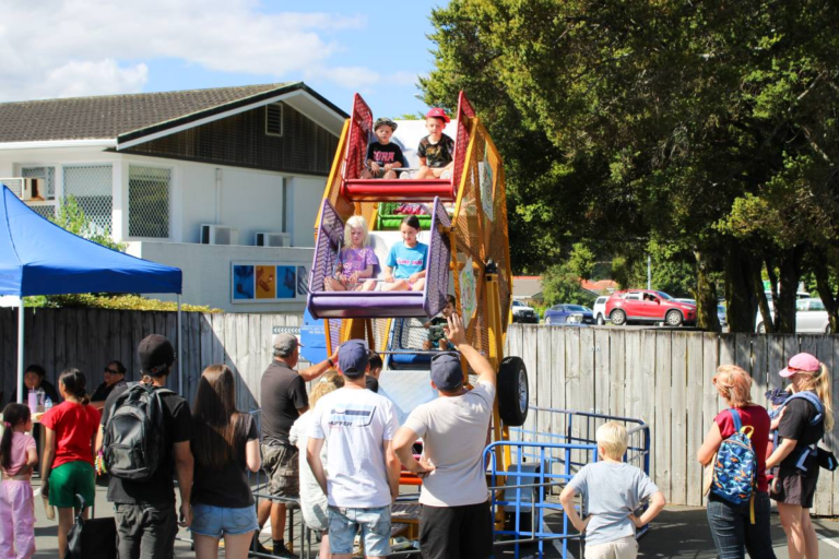 Carnival2025 18 small 768x512